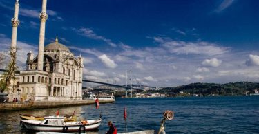 قایق سواری در بسفر استانبول در تور لحظه آخری استانبول
