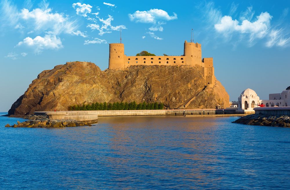 تور عمان و بازدید از قلعه‌های زیبای این کشور